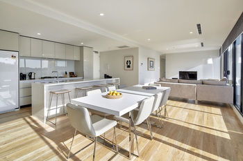 381 Cremorne - Hervey Bay Accommodation 28