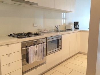 Melbourne Stays - Docklands - Hervey Bay Accommodation 3