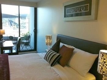 Melbourne Stays - Docklands - Hervey Bay Accommodation 13