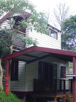 Stones Throw Cottage Bed & Breakfast - Hervey Bay Accommodation 8