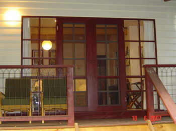 Stones Throw Cottage Bed & Breakfast - Hervey Bay Accommodation 12