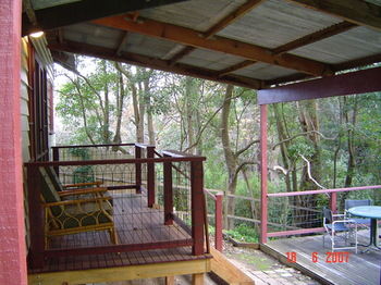 Stones Throw Cottage Bed & Breakfast - Hervey Bay Accommodation 13