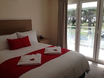 Huskisson Beach Bed And Breakfast - Hervey Bay Accommodation 17