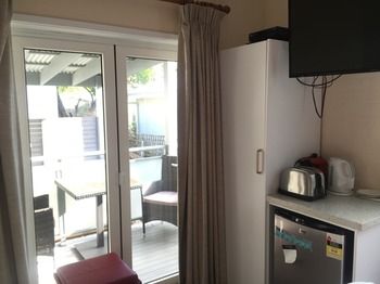 Huskisson Beach Bed And Breakfast - Hervey Bay Accommodation 35