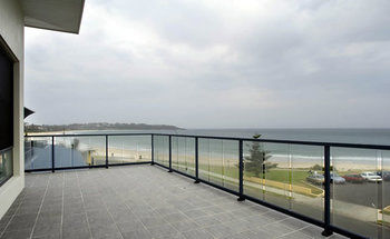 Mollymook Beachfront Executive Apartment - Hervey Bay Accommodation 1