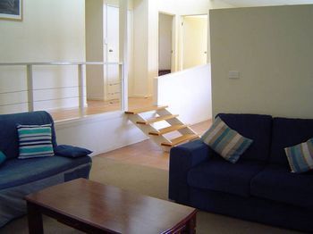 Breeze In Mollymook - Hervey Bay Accommodation 1