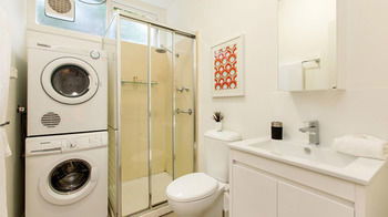 Apartment2c - Lennox 10 - Hervey Bay Accommodation 0