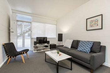 Apartment2c - Lennox 10 - Hervey Bay Accommodation 6