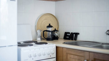 Apartment2c - Somerset - Hervey Bay Accommodation 2