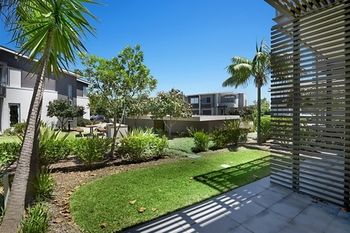 Magenta Studio Room - Tourism Hervey Bay 8