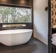 White Gates Cottage - Hervey Bay Accommodation