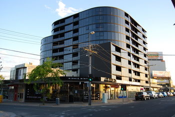 Bayside Towers Serviced Apartments - Hervey Bay Accommodation 0