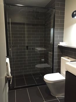 Bayside Towers Serviced Apartments - Hervey Bay Accommodation 1