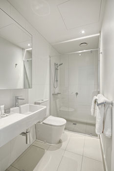 Experience Bella Hotel Apartments - Hervey Bay Accommodation 23