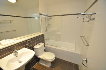 Camperdown 11 Briggs Furnished Apartment - Hervey Bay Accommodation 1