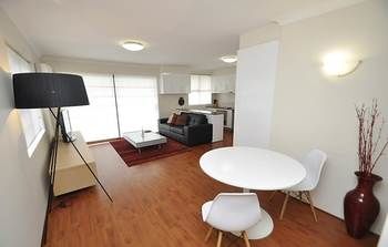 Balmain 3 Mont Furnished Apartment - Hervey Bay Accommodation 6