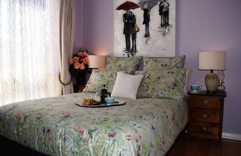 Cutmore Cottages - Bagala Bungalow - Hervey Bay Accommodation 0