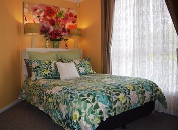 Cutmore Cottages - Bagala Bungalow - Hervey Bay Accommodation 2
