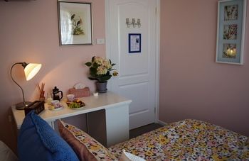 Cutmore Cottages - Bagala Bungalow - Hervey Bay Accommodation 13