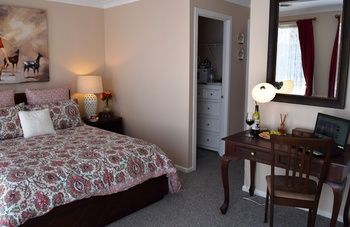 Cutmore Cottages - Bagala Bungalow - Hervey Bay Accommodation 34