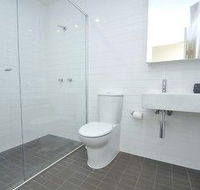 Neutral Bay 4 Young Furnished Apartment - Hervey Bay Accommodation