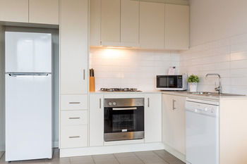 Aria Hotel Apartments - Clarendon - Tourism Hervey Bay 7