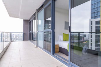 Aria Hotel Apartments - Clarendon - Tourism Hervey Bay 15