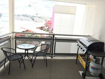 Harbour Town Apartment - Hervey Bay Accommodation 0