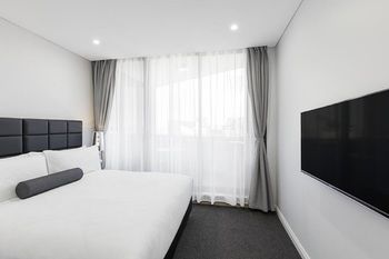 Meriton Serviced Apartments Church Street - Hervey Bay Accommodation 9