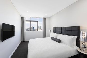 Meriton Serviced Apartments Church Street - Hervey Bay Accommodation 14