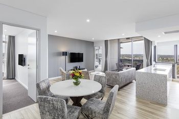 Meriton Serviced Apartments Church Street - Hervey Bay Accommodation 15