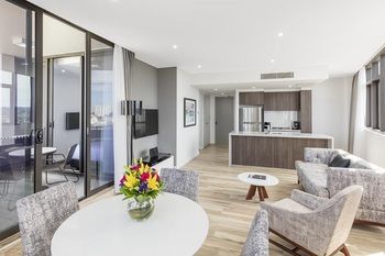 Meriton Serviced Apartments Church Street - Hervey Bay Accommodation 25