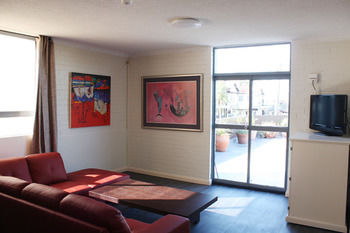 Coogee Prime Lodge - Hervey Bay Accommodation 2