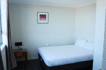 Coogee Prime Lodge - Hervey Bay Accommodation 7