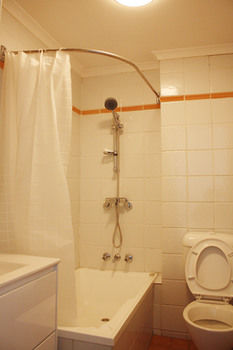 Coogee Prime Lodge - Hervey Bay Accommodation 31