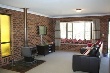 Shady Trees Barrington Holiday House - Hervey Bay Accommodation 2