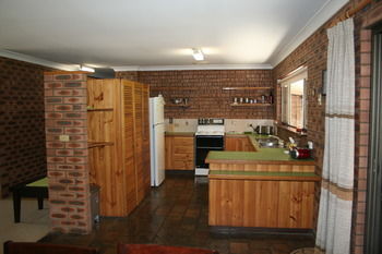 Shady Trees Barrington Holiday House - Hervey Bay Accommodation 3