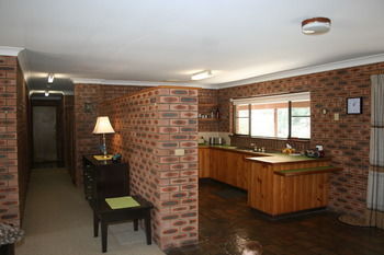 Shady Trees Barrington Holiday House - Hervey Bay Accommodation 8