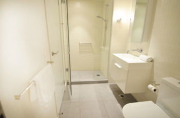 Apartments Melbourne Domain - CBD Lofts - Tourism Hervey Bay 9