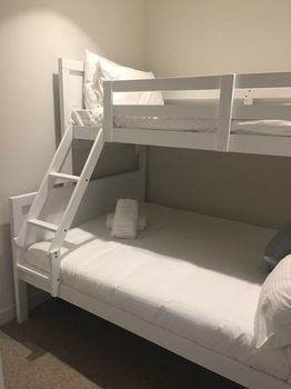 Apartments Melbourne Domain - CBD Lofts - Tourism Hervey Bay 40