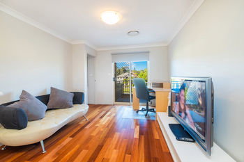 Getaway Holiday House Bankstown - Hervey Bay Accommodation 16