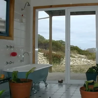 Allure Beach Retreat - Hervey Bay Accommodation 1