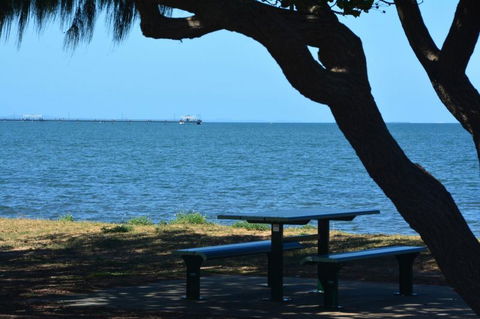 Beach House Redcliffe - Hervey Bay Accommodation 4