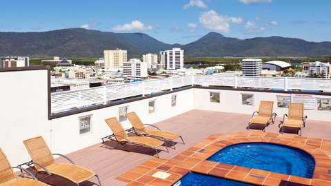 BEST WESTERN PLUS Cairns Central Apartments - Hervey Bay Accommodation 0