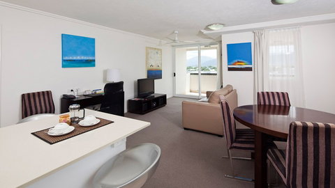 BEST WESTERN PLUS Cairns Central Apartments - Hervey Bay Accommodation 2