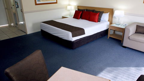 BEST WESTERN Ambassador Motor Lodge - Hervey Bay Accommodation 2