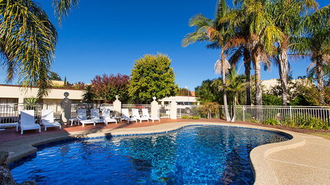 BEST WESTERN PLUS The Carrington - Hervey Bay Accommodation 1