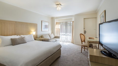 BEST WESTERN PLUS The Carrington - Hervey Bay Accommodation 3