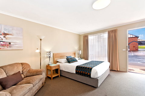 BEST WESTERN Tudor Motor Inn - Hervey Bay Accommodation 10