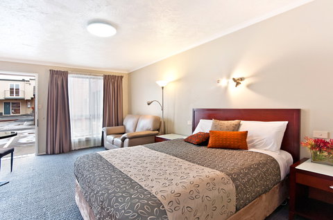BEST WESTERN Tudor Motor Inn - Hervey Bay Accommodation 13